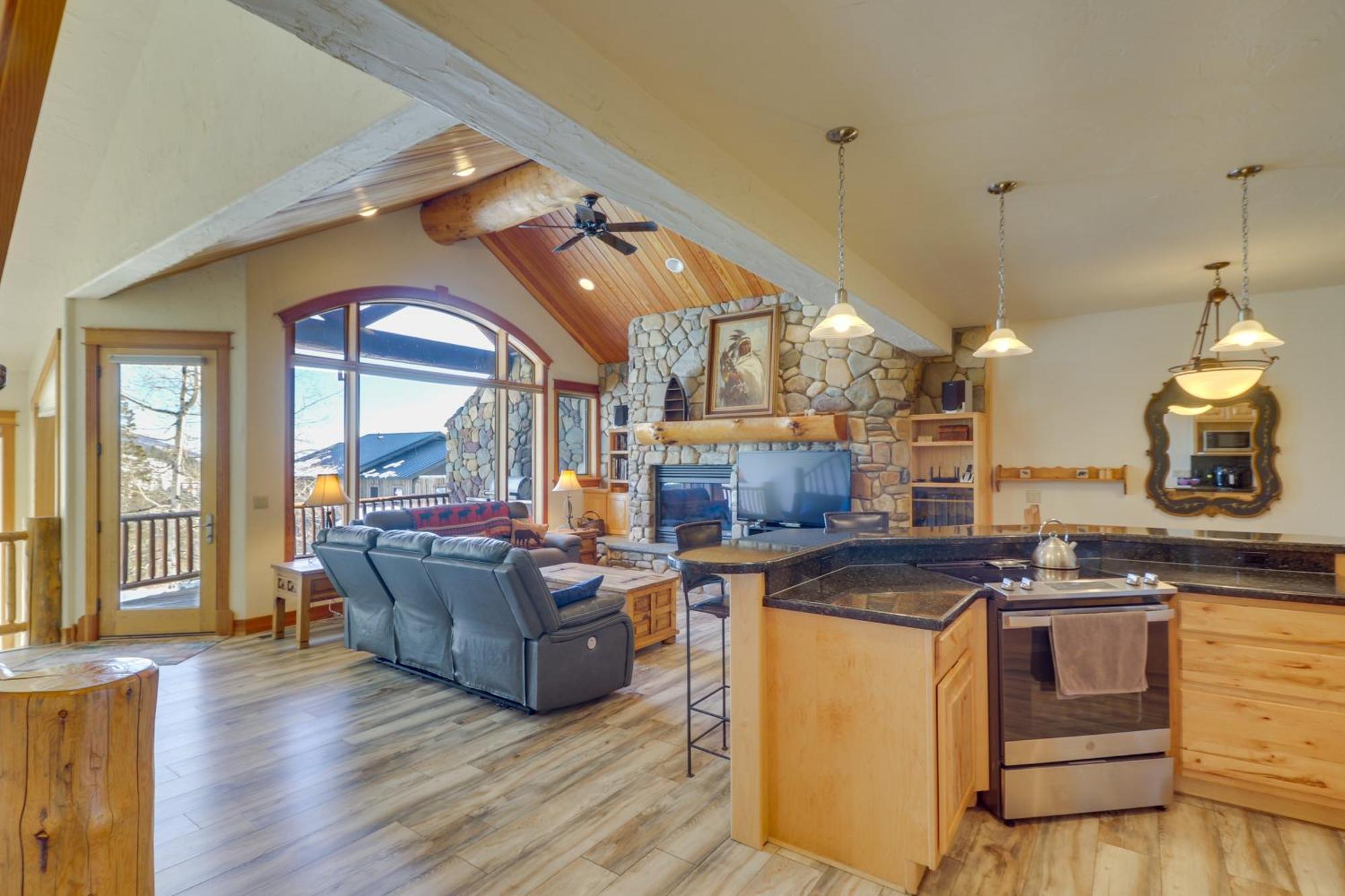 Spacious Whitefish Home With Sauna And Ski Resort View ภายนอก รูปภาพ