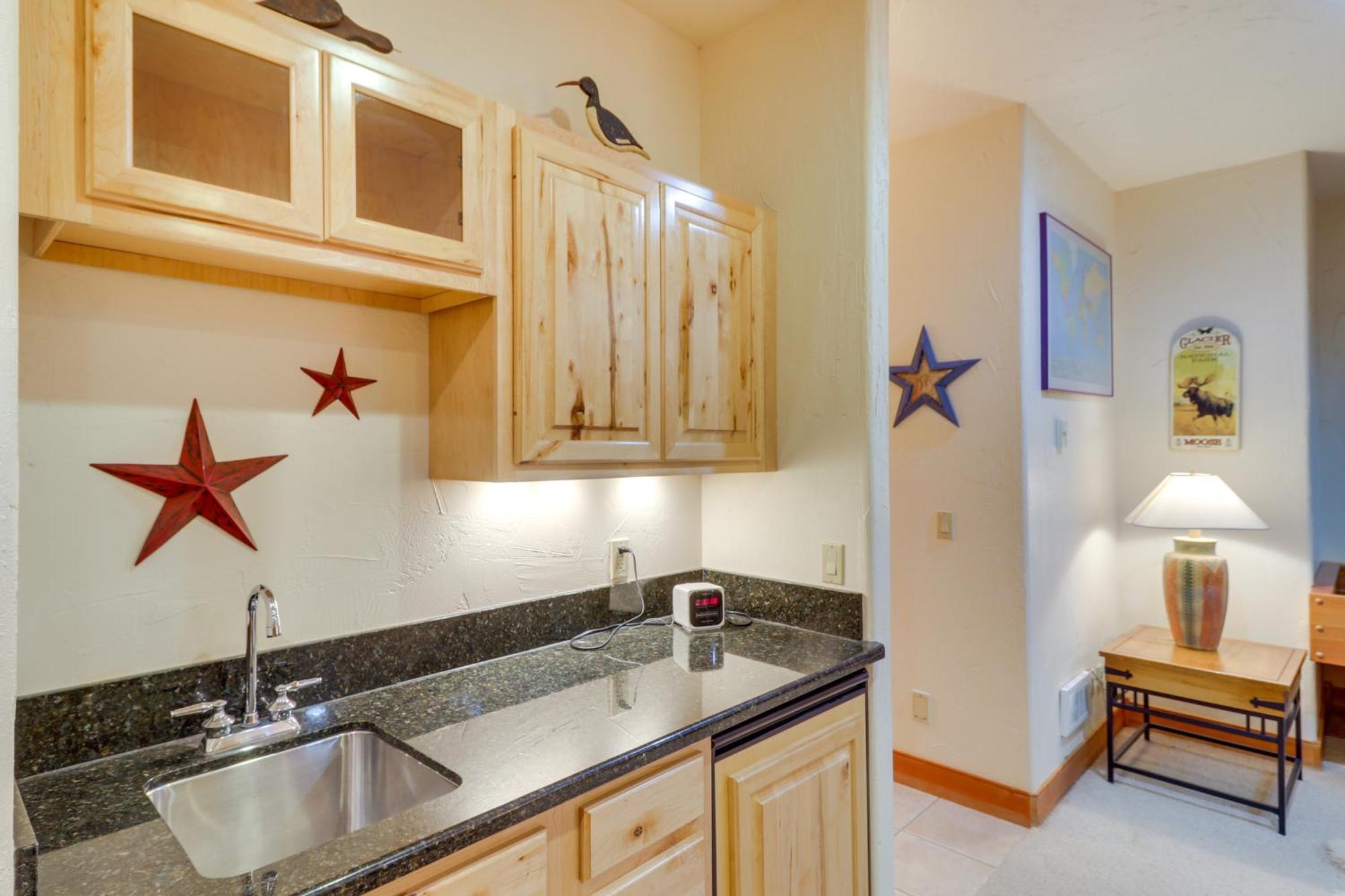 Spacious Whitefish Home With Sauna And Ski Resort View ภายนอก รูปภาพ